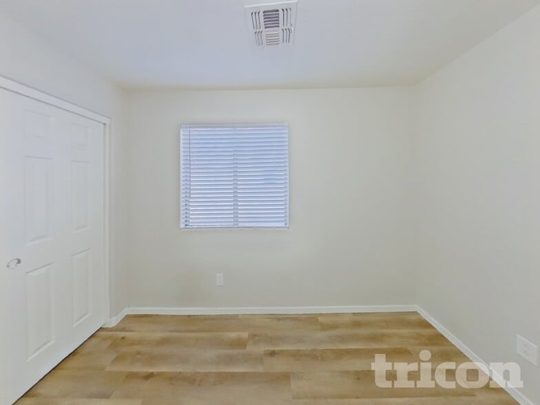 Building Photo - 19303 N Leland Rd