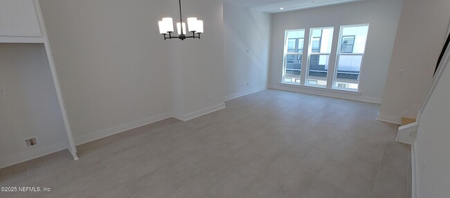 Building Photo - 1614 Bridgeton Dr