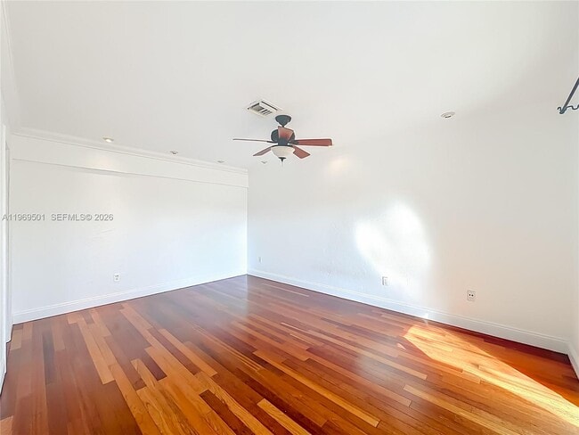 Building Photo - 2133 N 14th Ave