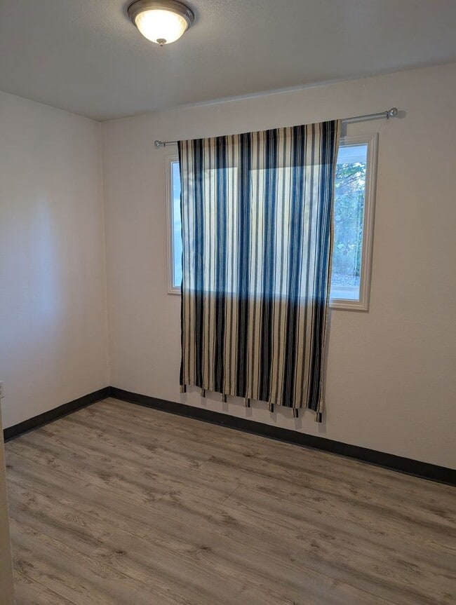 Building Photo - 236 Princess Dr