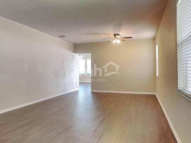 Building Photo - 16809 Hawkglen Pl