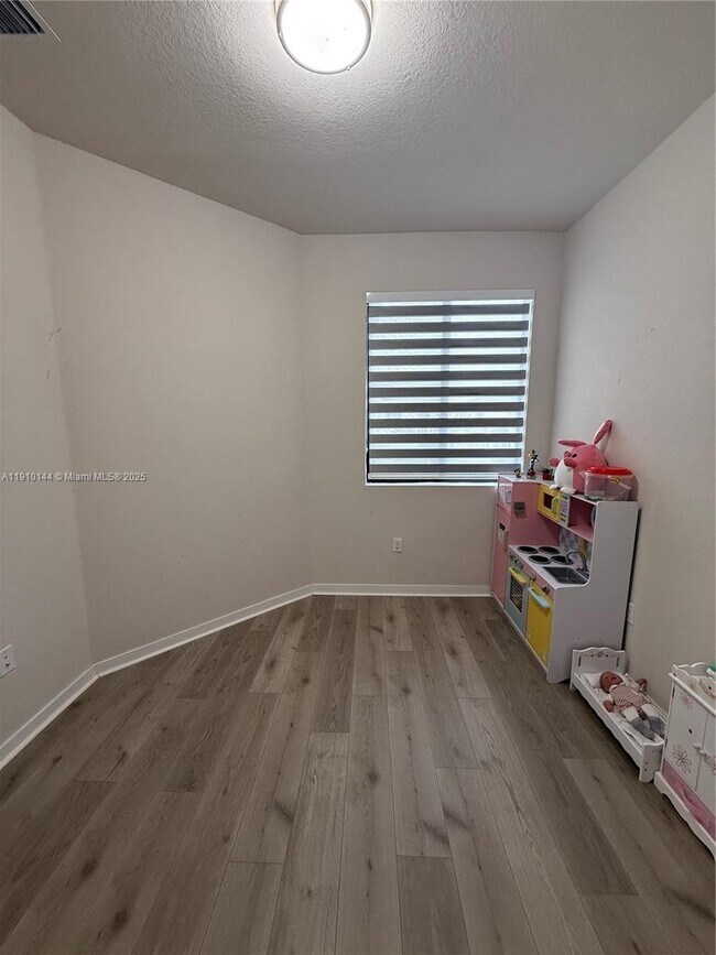 Building Photo - 10917 SW 232nd Terrace