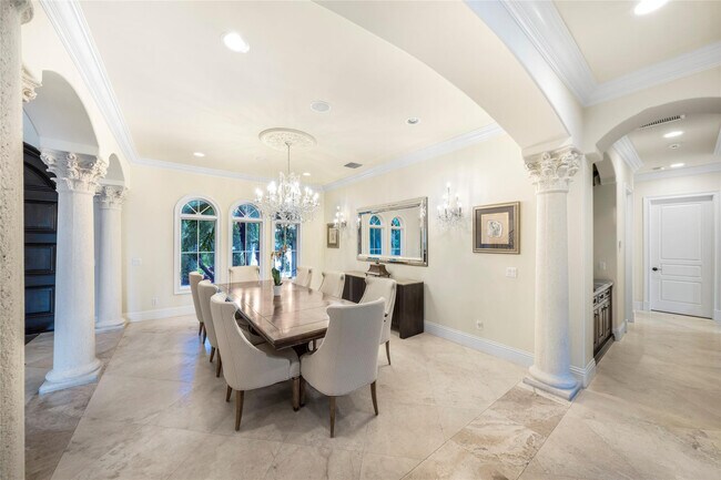 Building Photo - 510 San Marco Dr