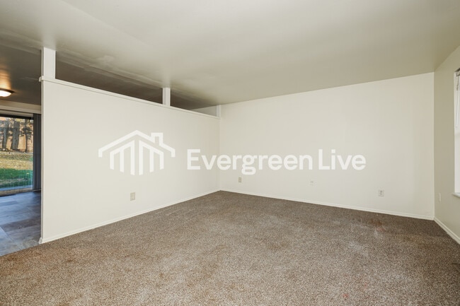 Building Photo - 7320 Kirkveiw Dr