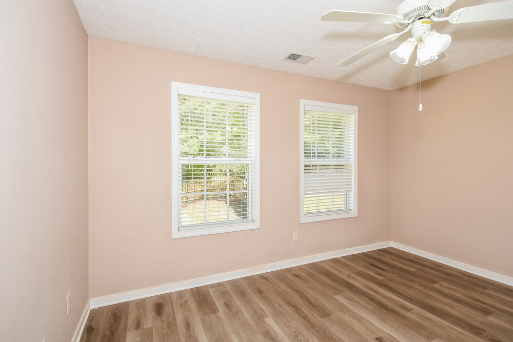 Building Photo - 217 E Skyline View