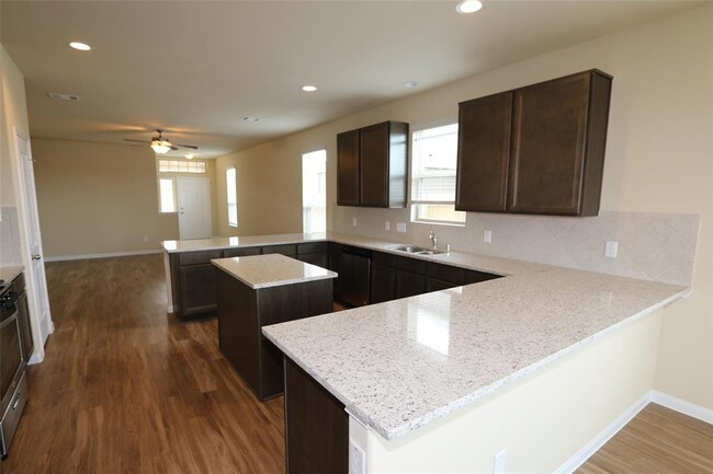 Building Photo - 17118 Devon Dogwood Trail
