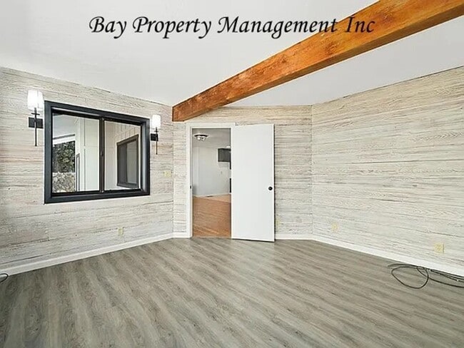Building Photo - Breathtaking Views from this horse propert...