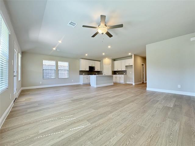 Building Photo - 3713 Canyon Dr