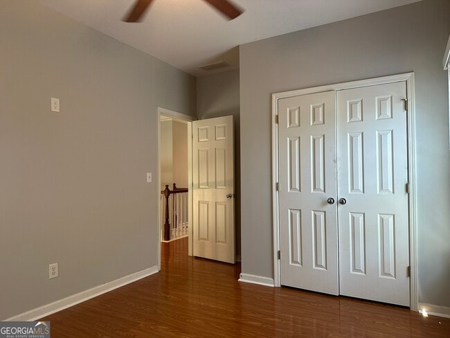 Building Photo - 669 Maple Grove Way
