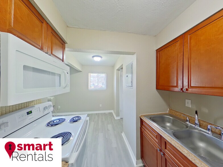 Primary Photo - 3021 Pestalozzi St