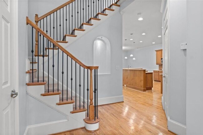 Building Photo - 6245 Spalding Dr