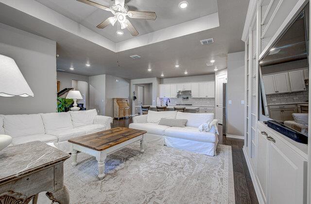 Building Photo - 108 Charming Redbud Ln
