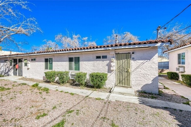 Building Photo - 1014 N 4th St