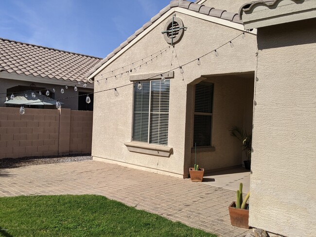 Building Photo - 21019 E Avenida Del Valle