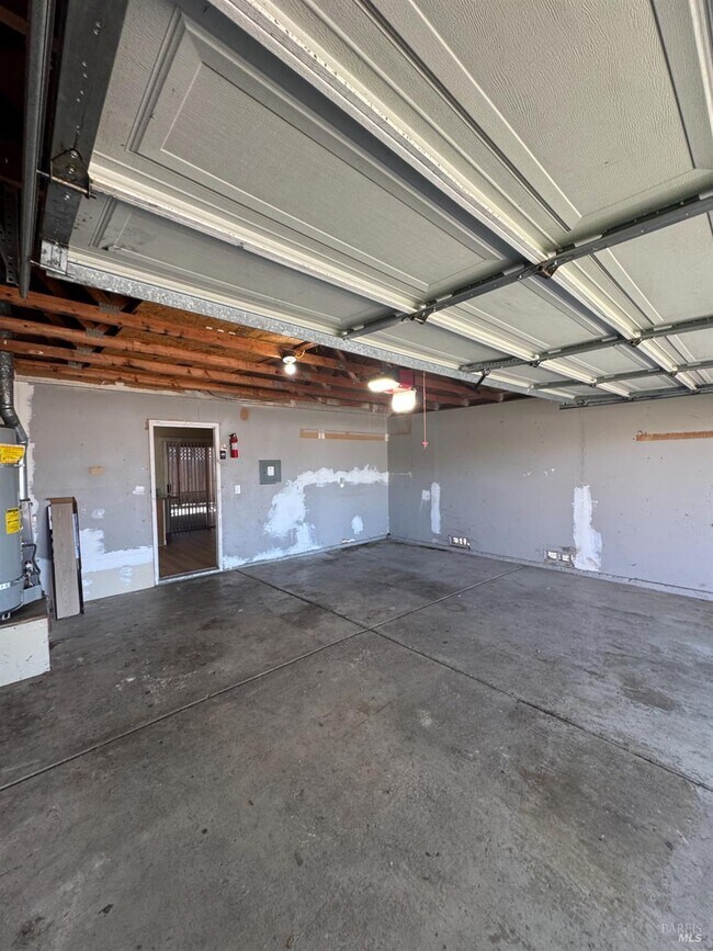 Building Photo - 120 Merrimac Ct