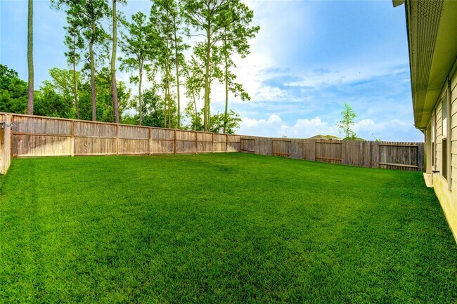 Building Photo - 21577 Starry Night Dr