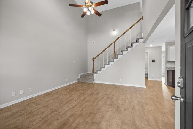 Building Photo - Pet Friendly Three Bedroom!