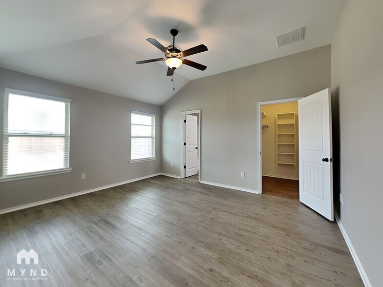 Building Photo - 3048 NW 182nd St