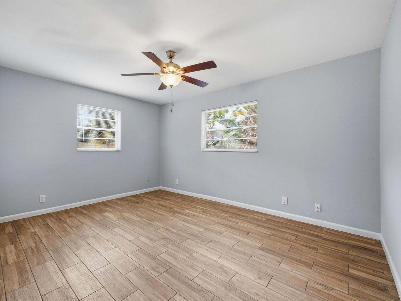Building Photo - 3561 Oberon Ave