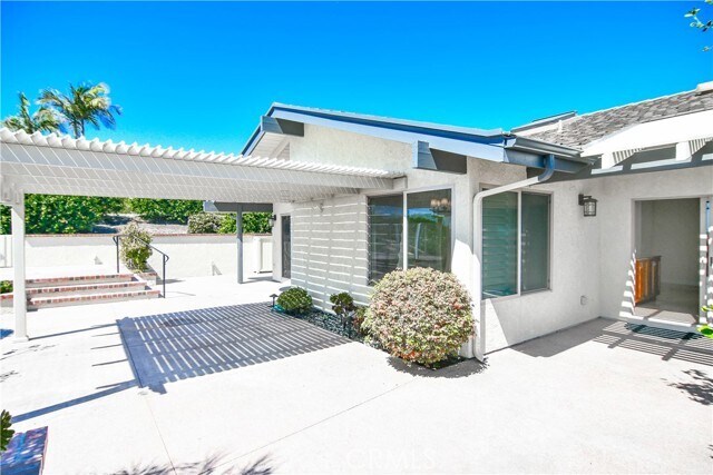 Building Photo - 15 Beachcomber Dr