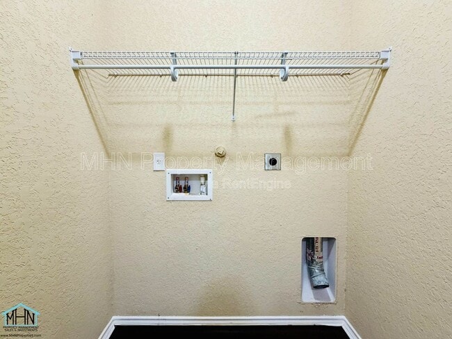 Building Photo - 5630 Sendero Spring