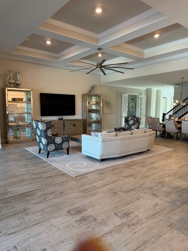 Building Photo - 9574 Everglades Dr