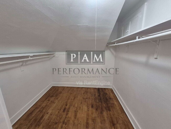 Building Photo - 1576 S Layton Blvd