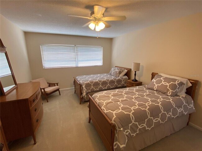 Building Photo - 5575 Gulf Blvd