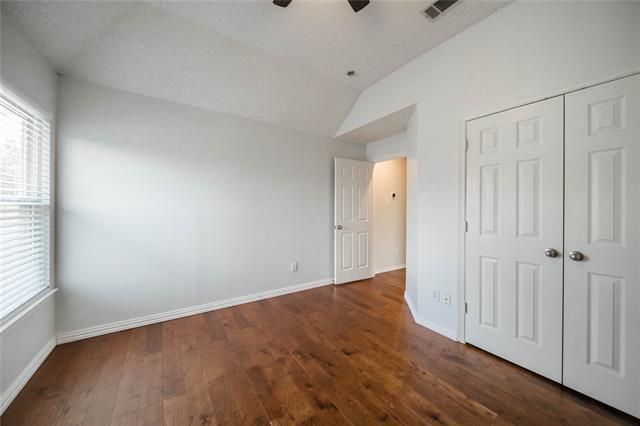 Building Photo - 100 Hearthwood Dr