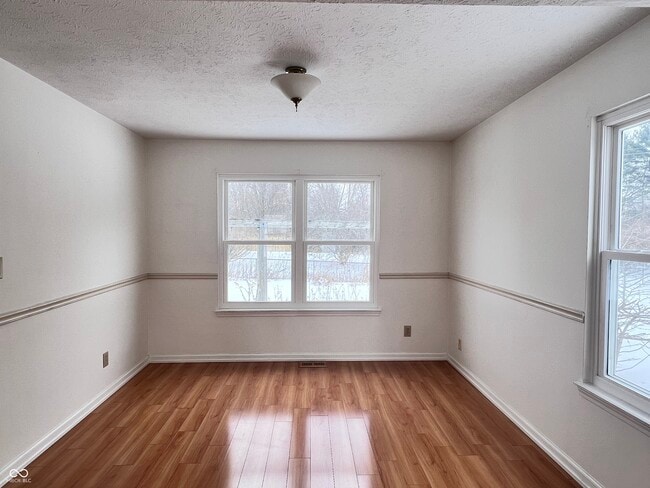 Building Photo - 1157 Aqueduct Way