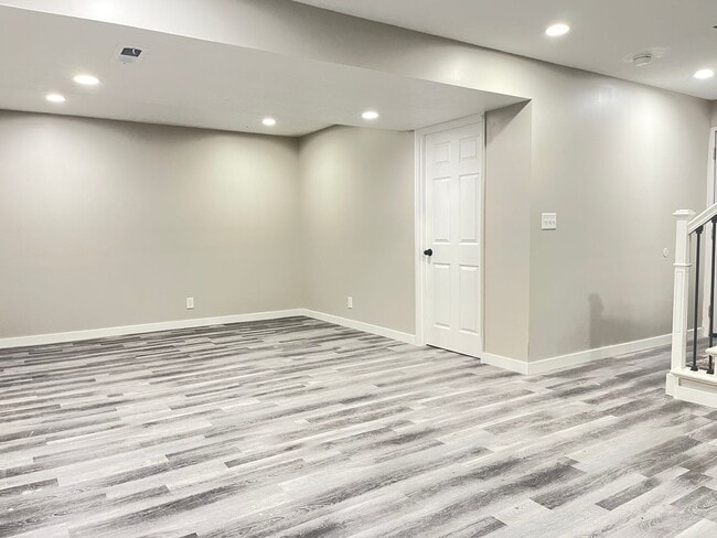 Building Photo - Move-in special offer!!! Newly rebuilt hou...