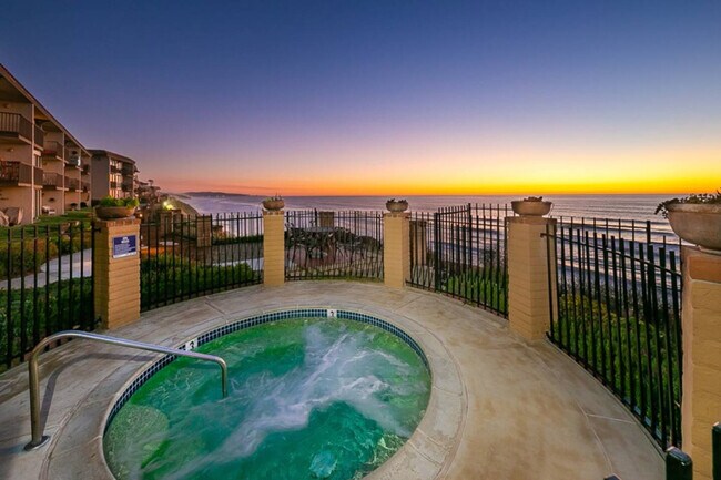 Building Photo - 190 Del Mar Shores Terrace