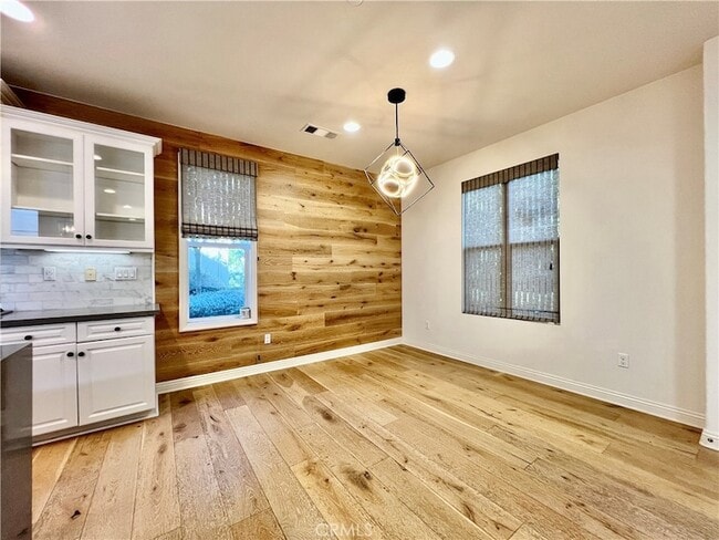 Building Photo - 101 Fixie