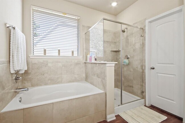 Building Photo - 122 Magnolia Colony Ct