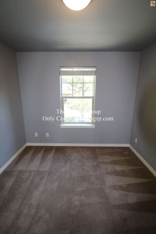 Building Photo - 7736 SW Cypress Ln