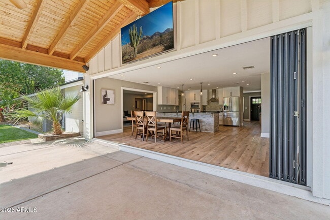 Building Photo - 5339 E Osborn Rd