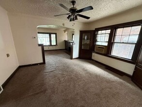 Building Photo - 17926 E Park Dr