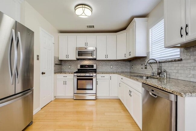 Building Photo - 3408 Flowstone Ln