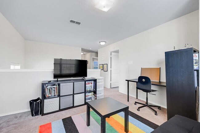 Building Photo - 712 Whitemarsh Dr