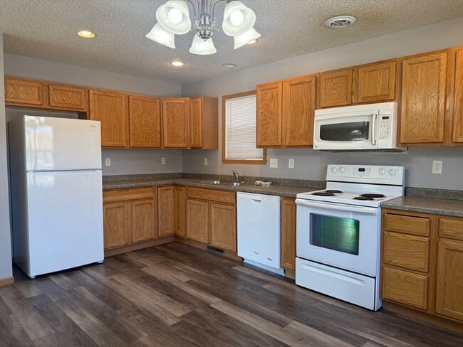 Building Photo - APPLICATION PENDING