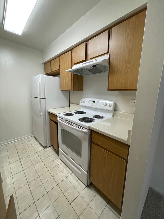 Building Photo - 107 Bent Tree Ln