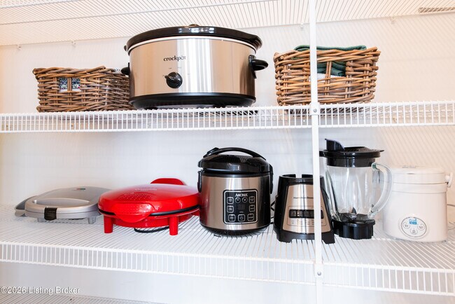 Building Photo - 9507 Civic Way