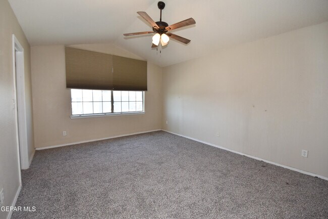 Building Photo - 10830 Elise St