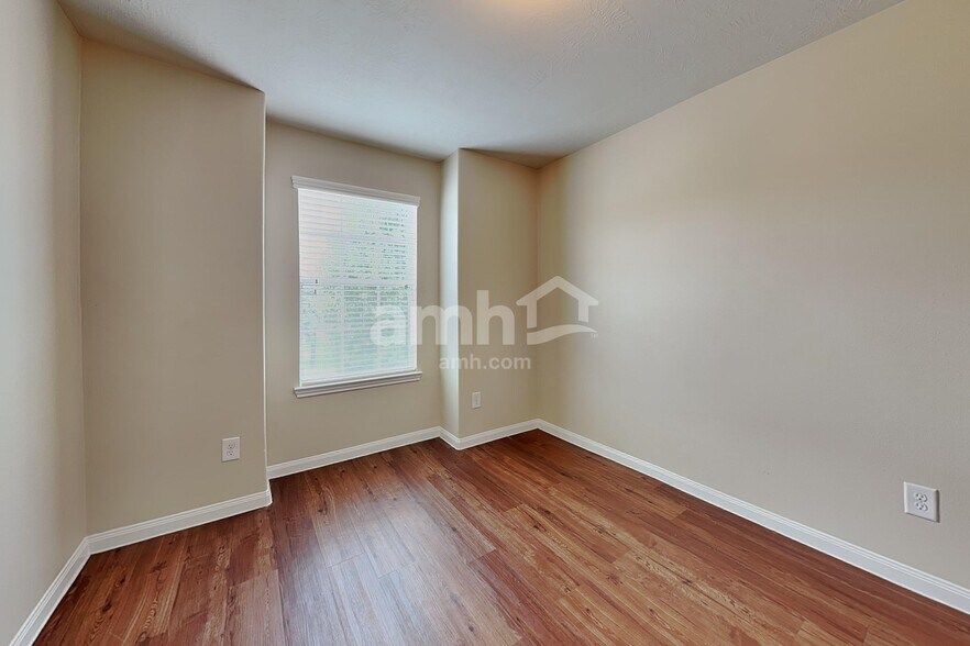 Building Photo - 15458 Bammel Oaks Ct