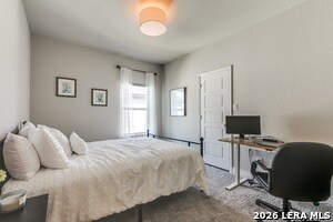 Building Photo - 1022 Cadogan Squire