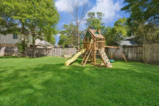 Building Photo - 13518 Via Chianti Ln