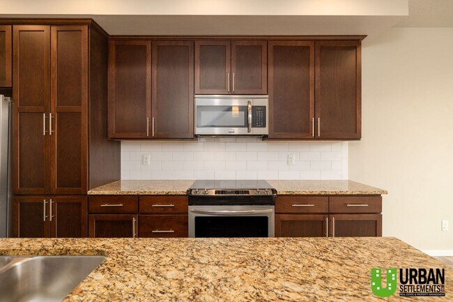 Building Photo - Modern Kendall Yards Townhome – 3 Bed, 2.5 Bath | 1,500 Sq. Ft.