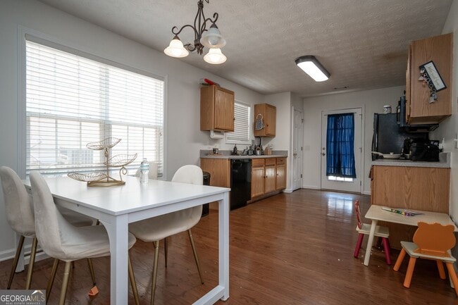 Building Photo - 213 Sidney Lanier Ave