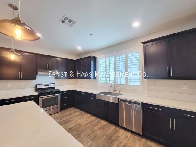 Building Photo - 14414 Strawberry Ln