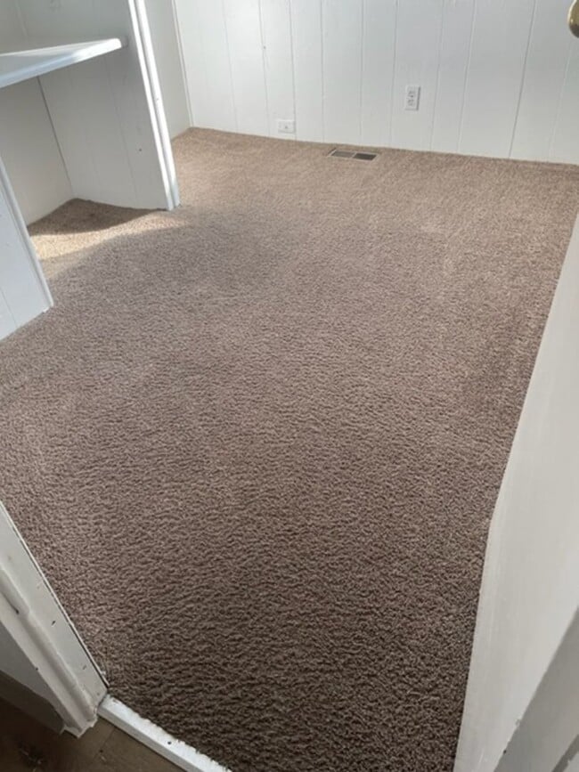 Building Photo - Welcome to the 3 Bedroom Mobile Home in Thornton! Located in the vibrant city of Denver, CO